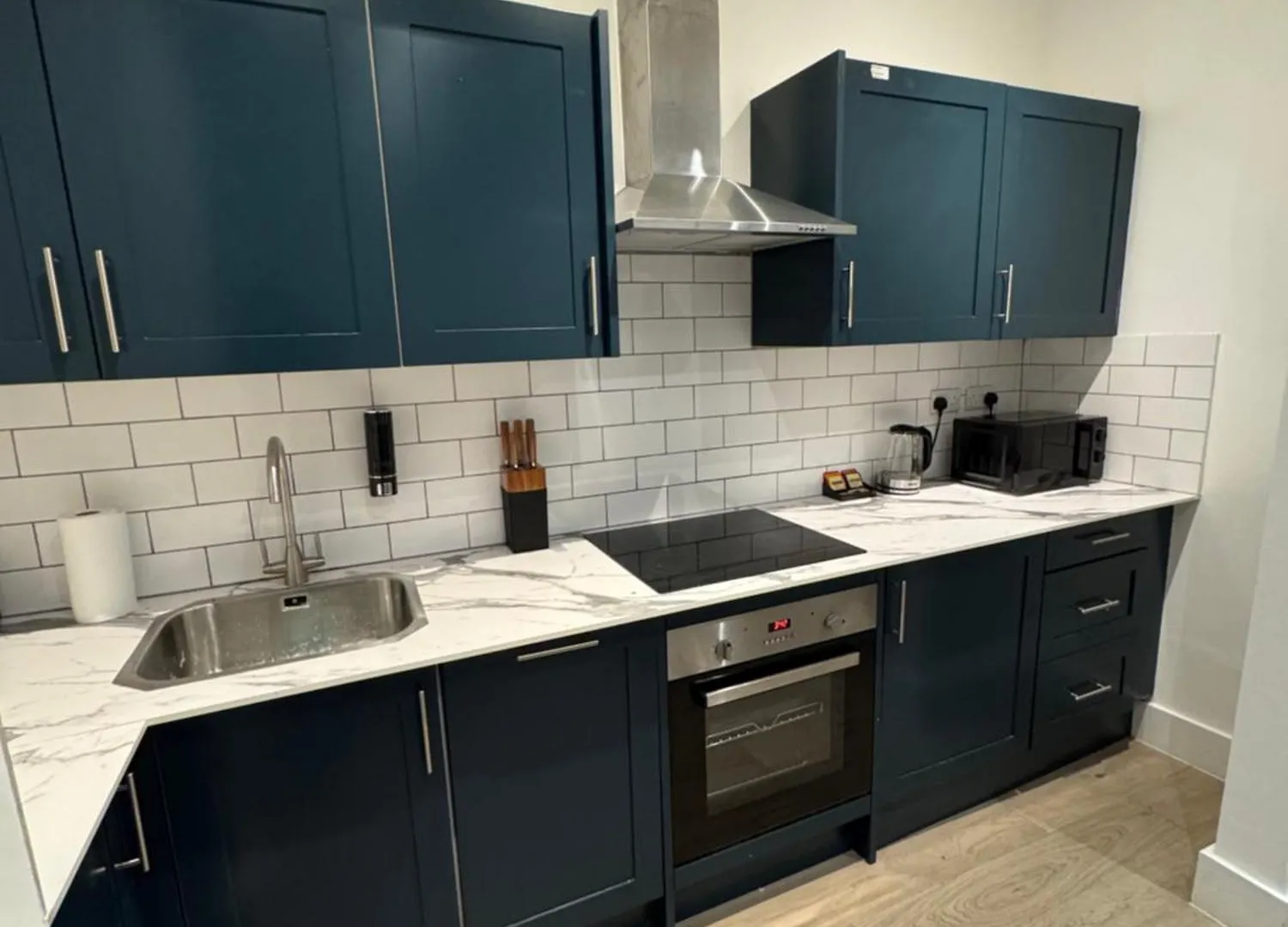 Modern And Spacious Maisonette Hove